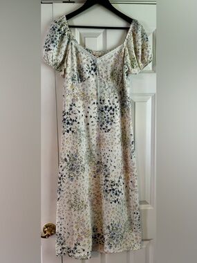 Monteau Cream Floral Puff-Sleeve Midi Dress